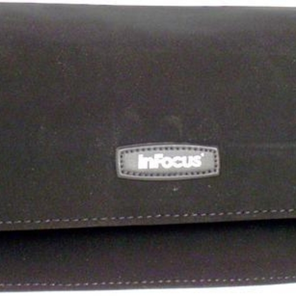 Compact Silver Multimedia Projector - Picture 6 of 6